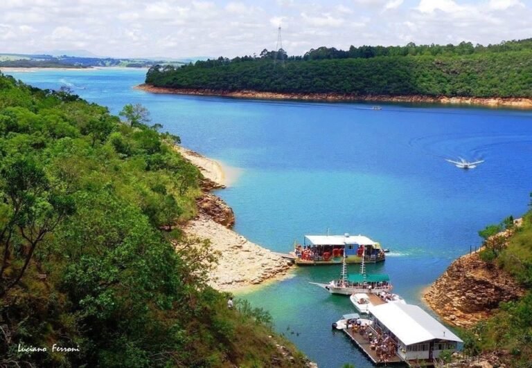 Passeio de Lancha 3h e 7h de duração - Resolve Escarpas - Imagem 2