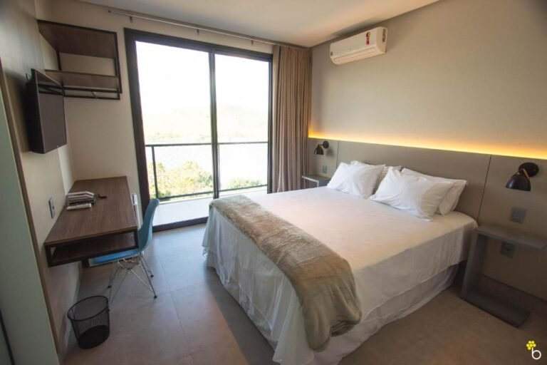 Naim Hotel com ☕ e 💦 - Imagem 4