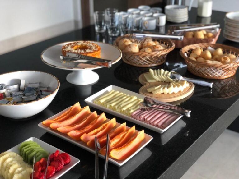 Naim Hotel com ☕ e 💦 - Imagem 15