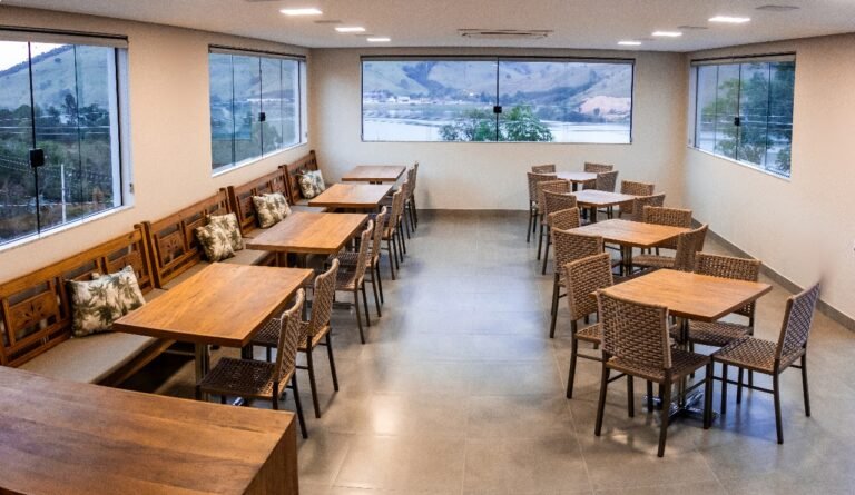 Pousada BellVille com ☕ e 💦 - Image 9