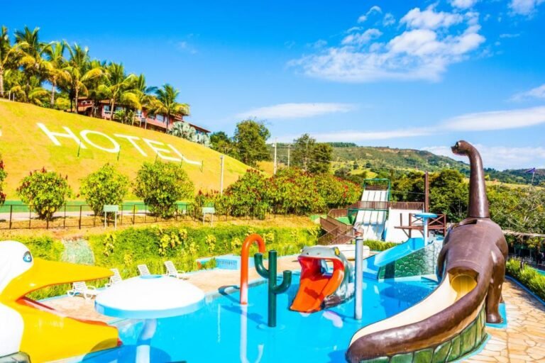 Hotel Balneário do Lago com ☕ 💦 e 🍽️ - Imagem 16