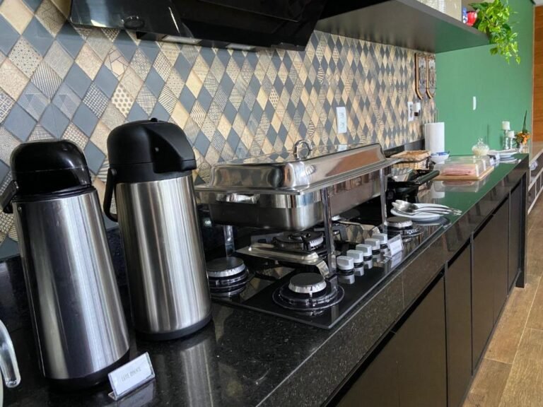 Pousada Quinta dos Cabeças com ☕ e 💦 - Imagem 4