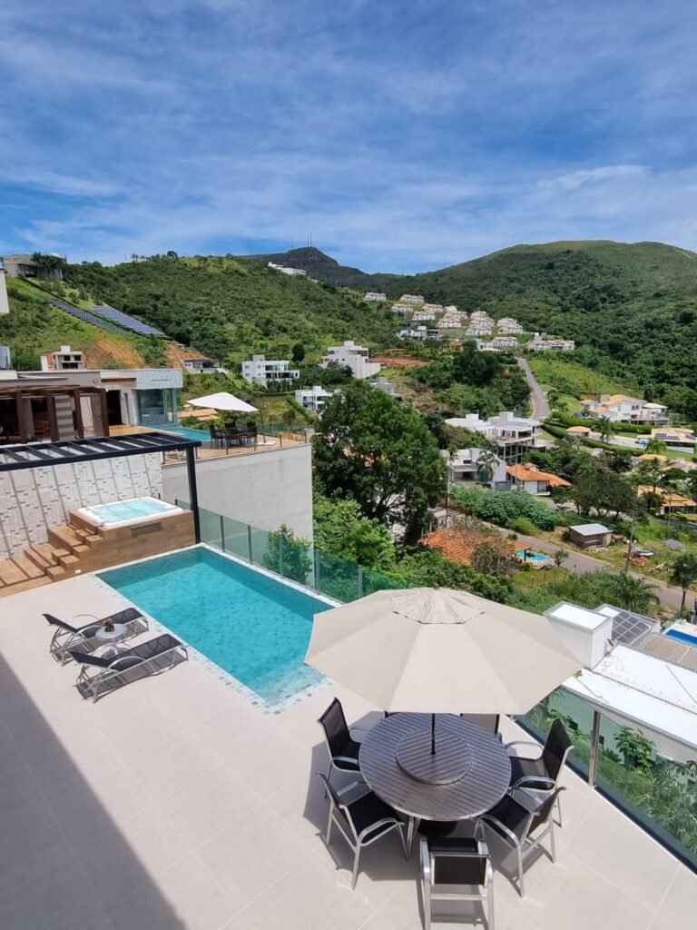 Casa em Escarpas do Lago Vista Perfeita 4 Suítes