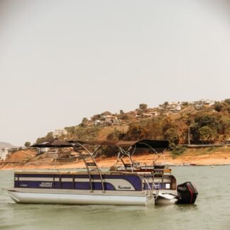Passeio de Barco: Conforto, Segurança e Beleza Natural