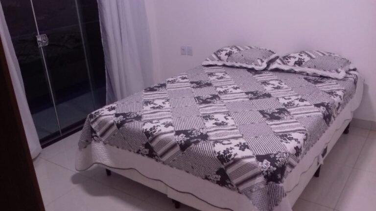 Casa em Escarpas ótima localização para 24 pessoas em cama 🏡 - Imagem 17
